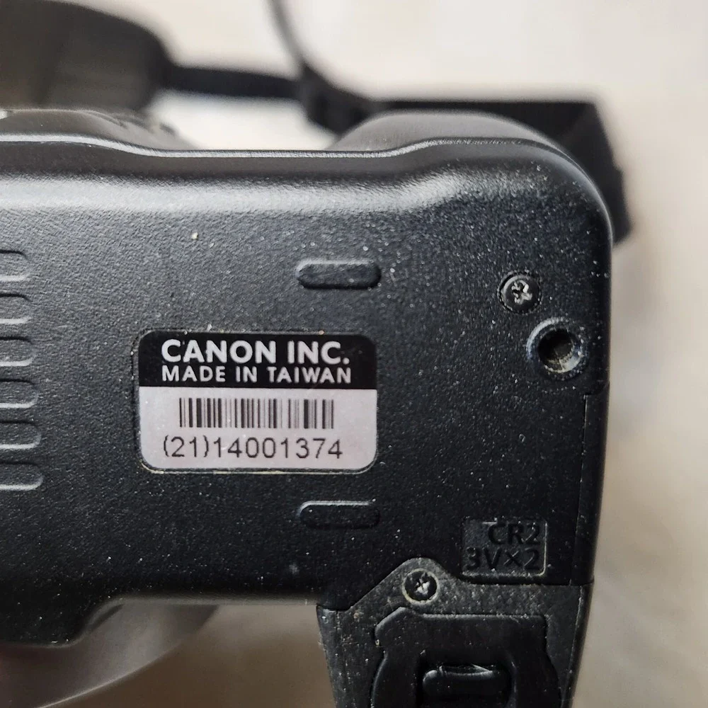 Canon EOS K2 REBEL 35mm SLR Camera Silver Body Only Untested For Parts Or Repair